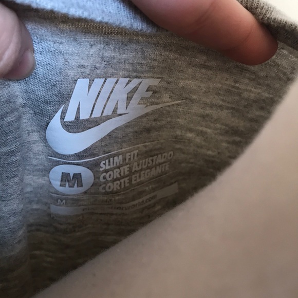 Grey Nike Tee - Picture 4 of 5